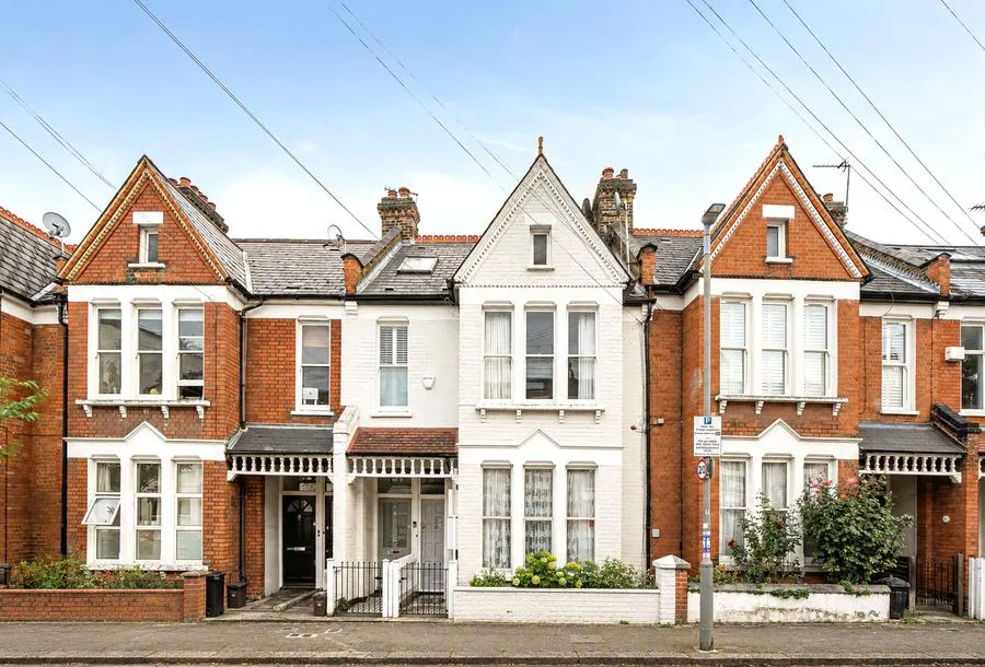 2 bed house for sale, Dagnan Road, London, SW12
