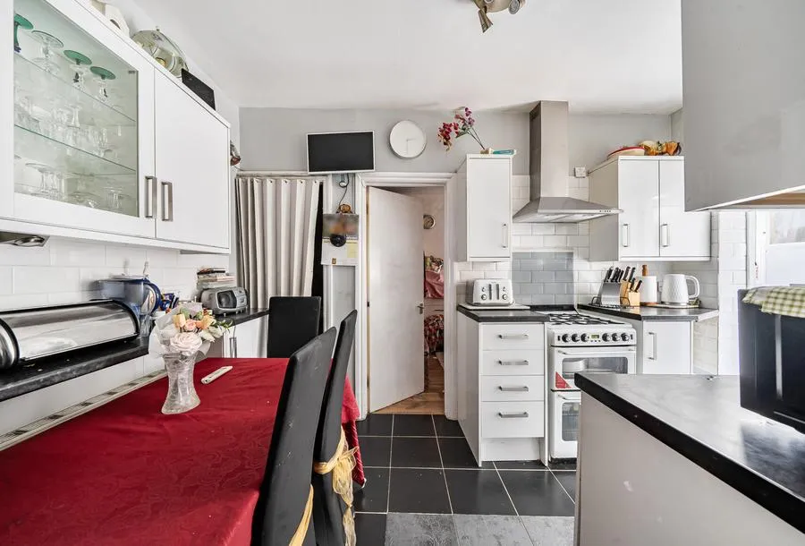 Dagnan Road, London, SW12, photo 3
