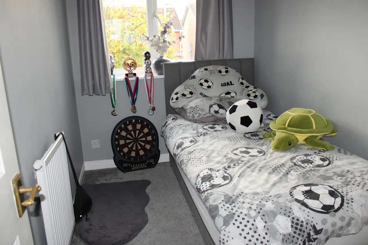 Rhodfa Criccieth, Bodelwyddan, LL18, photo 8