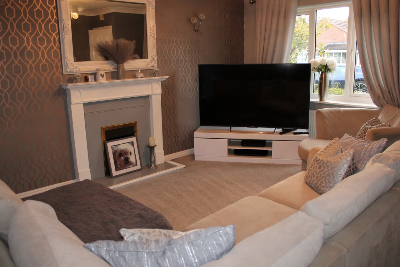 Rhodfa Criccieth, Bodelwyddan, LL18, photo 4