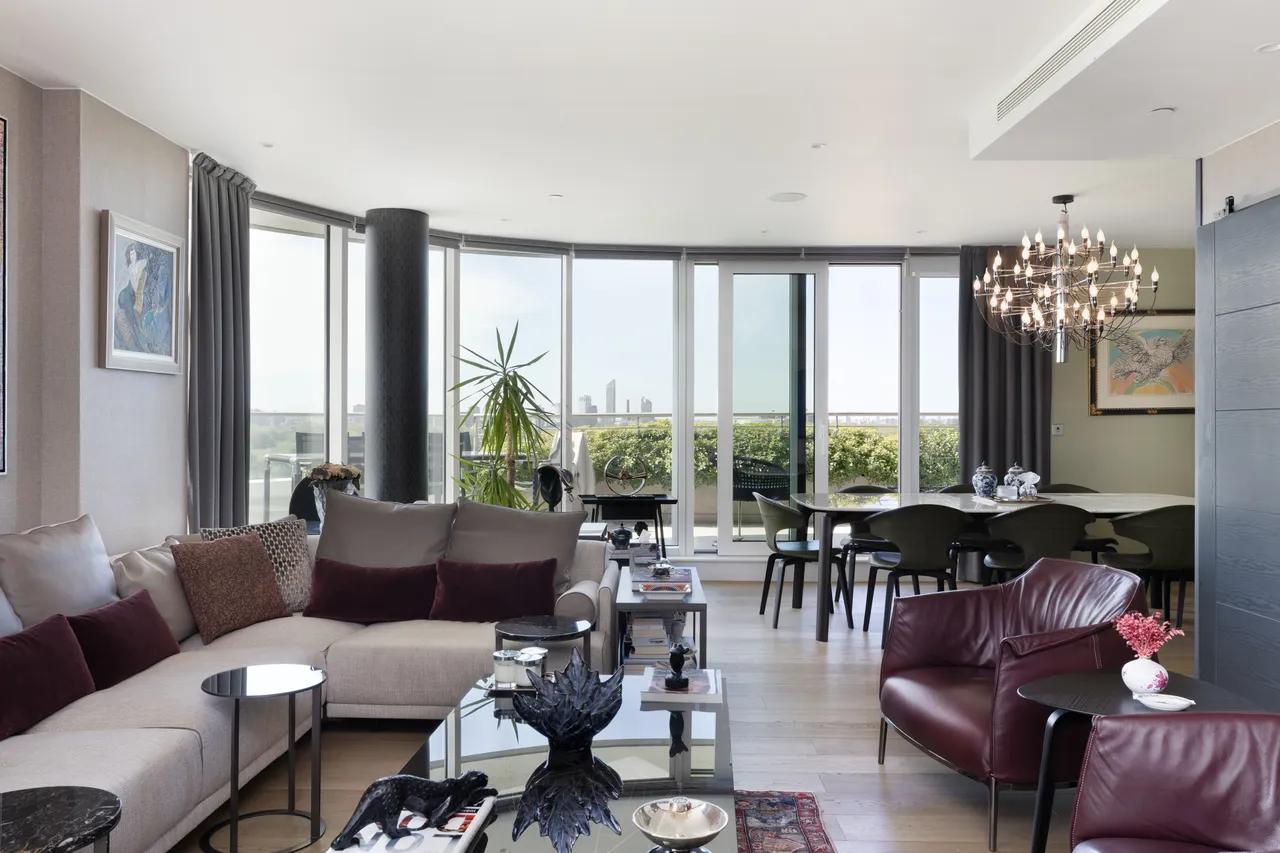 3 bed flat for sale — Cascade Court, Battersea, South West London