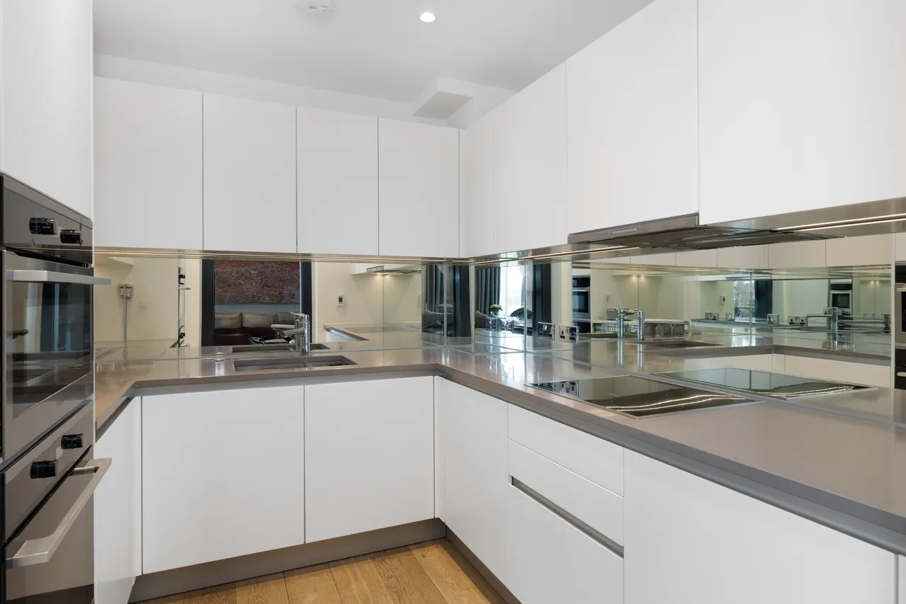 Cascade Court, Battersea, South West London, photo 8