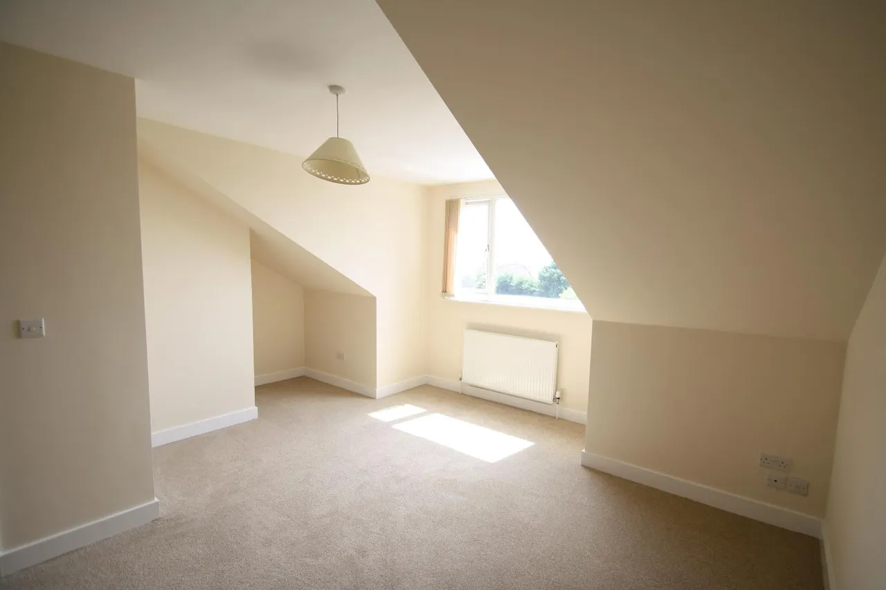 Hunters Way, Leeds, LS15, photo 5
