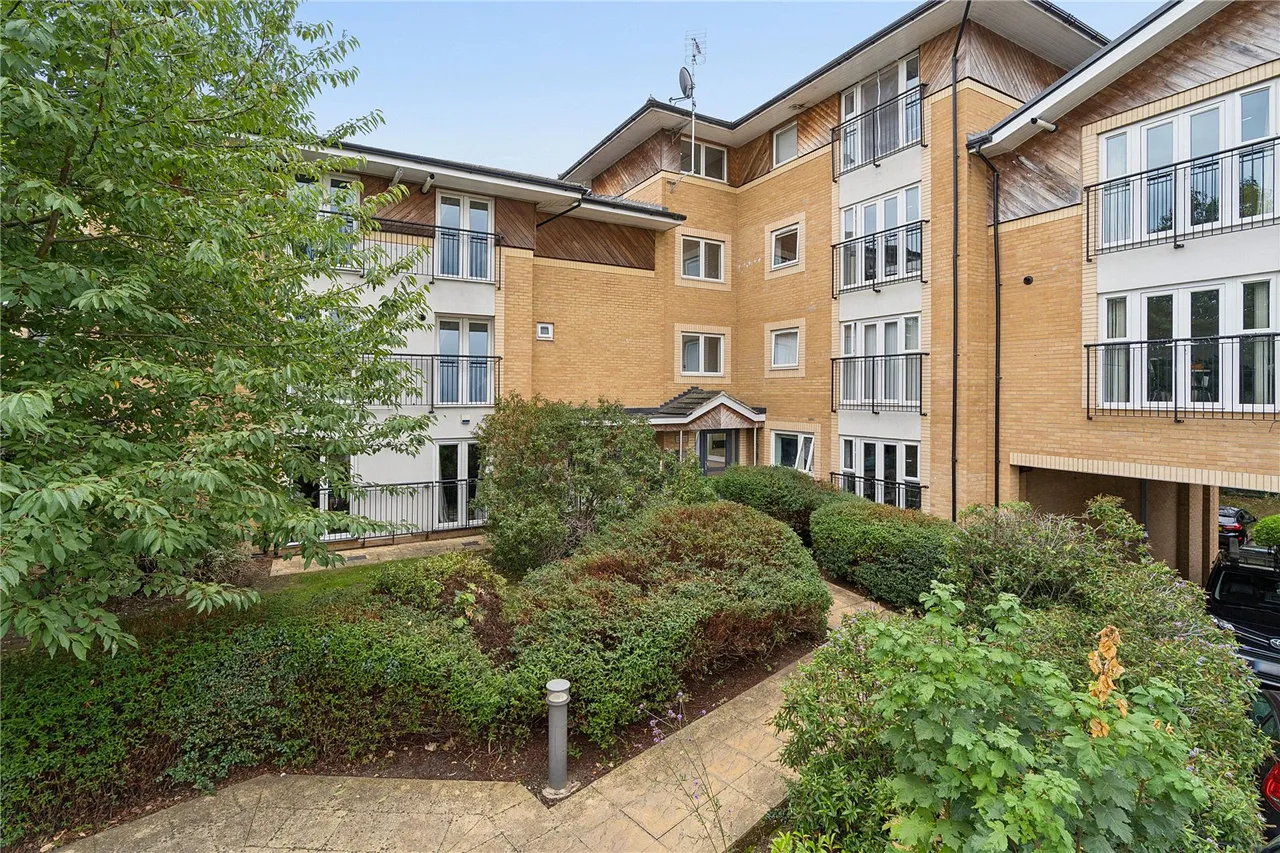 Stafford Avenue, Hornchurch, RM11, photo 8