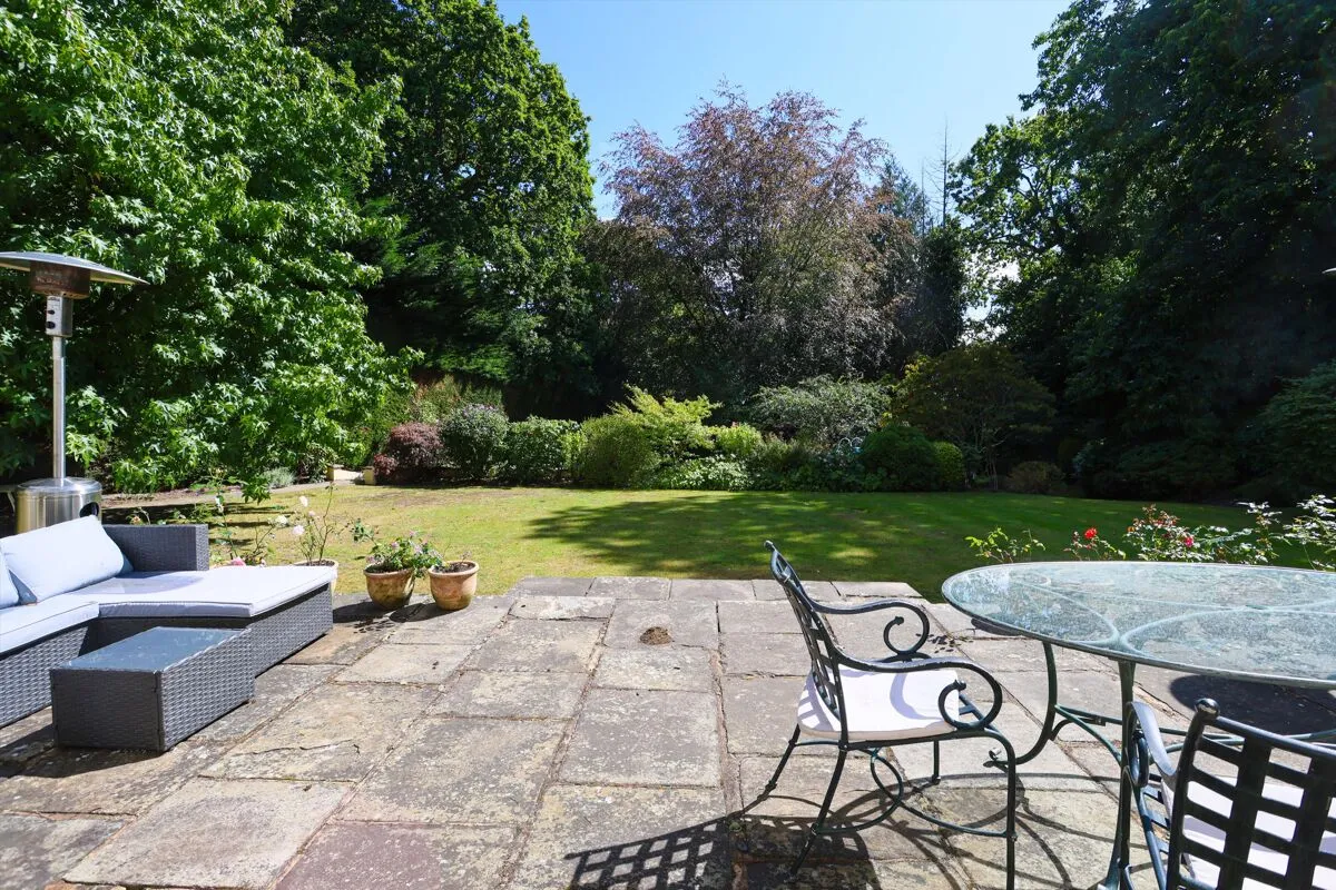East Road, Weybridge, KT13, photo 5