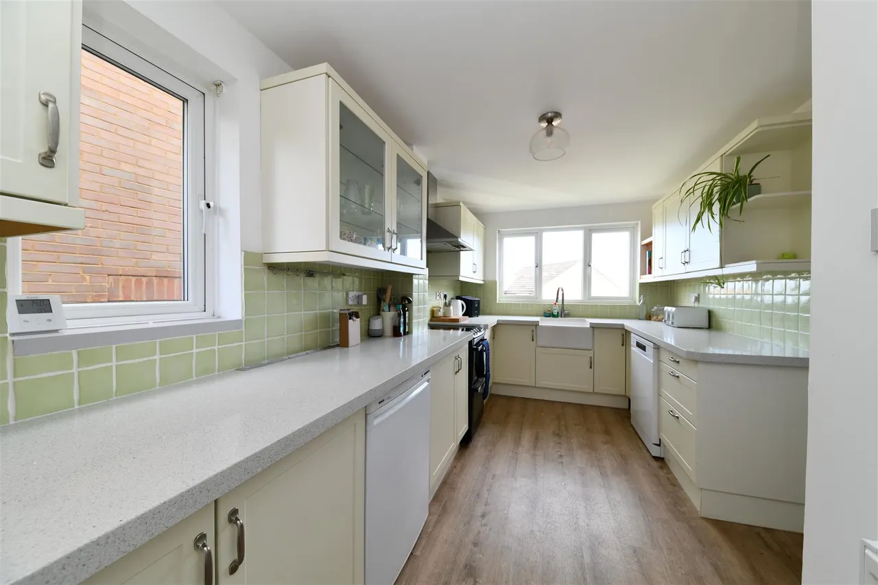 Echo Hill, Royston, Herts, SG8 9BB, photo 6