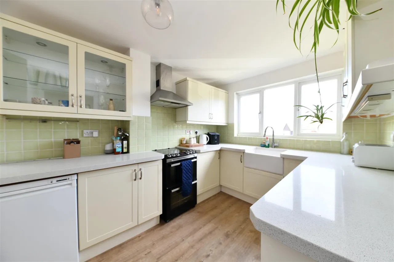 Echo Hill, Royston, Herts, SG8 9BB, photo 15