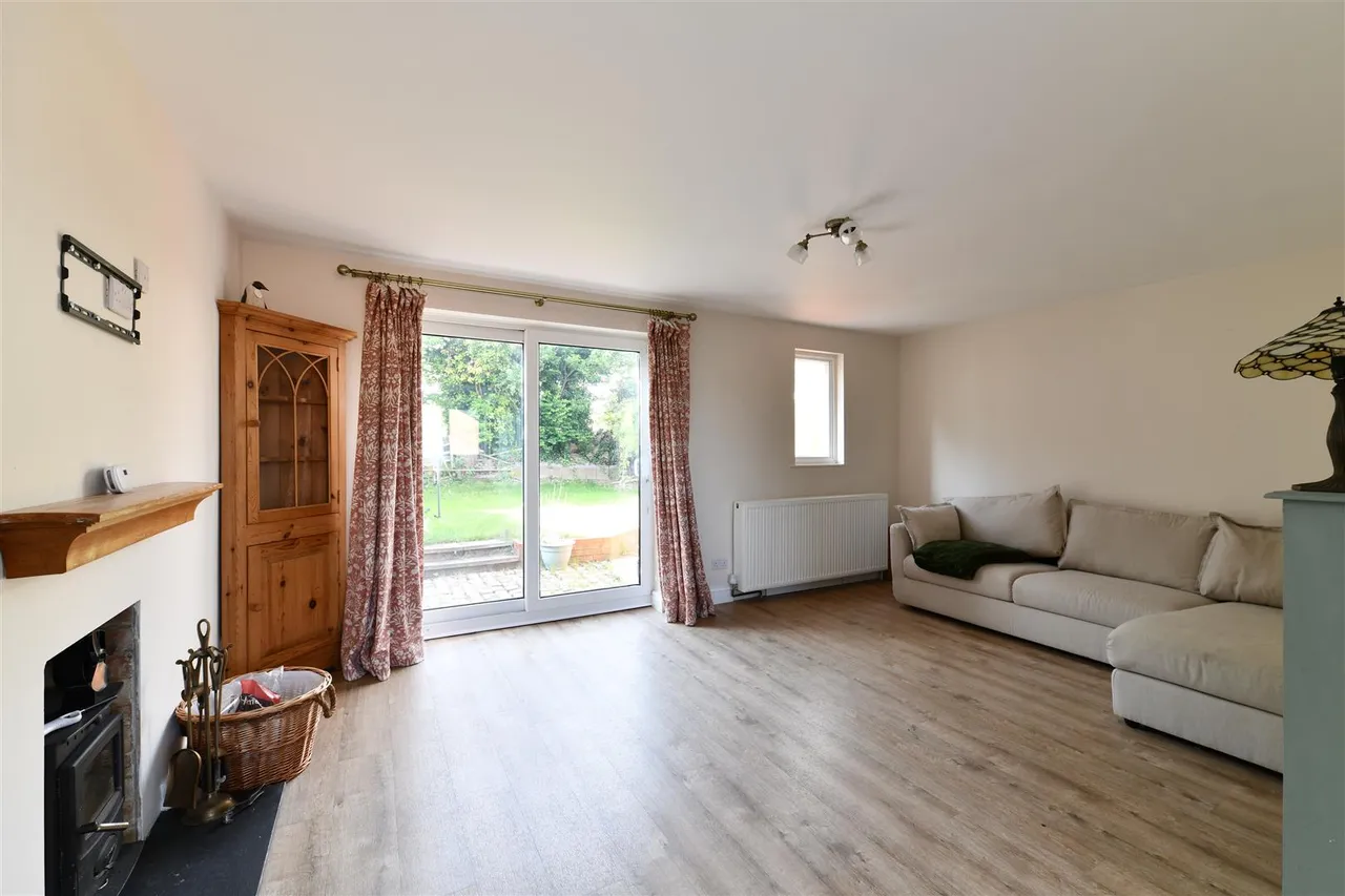 Echo Hill, Royston, Herts, SG8 9BB, photo 2