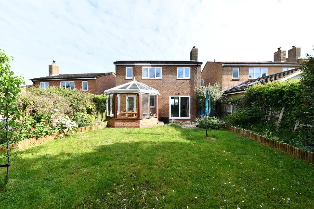 Echo Hill, Royston, Herts, SG8 9BB, photo 13