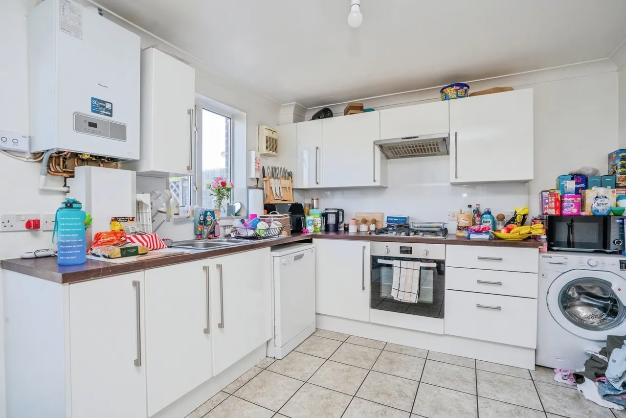 Keel Close, Gosport, PO13, photo 2