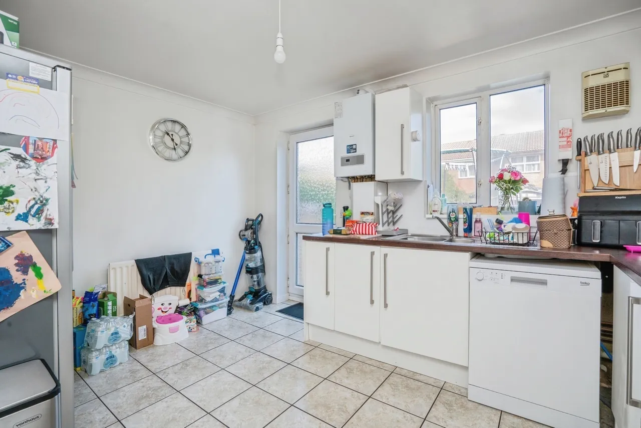 Keel Close, Gosport, PO13, photo 8