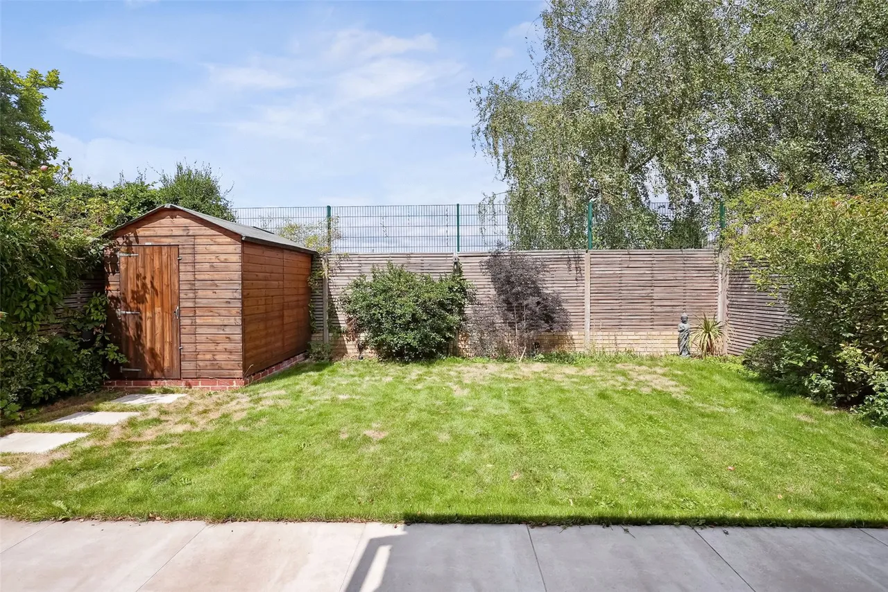 Tranmere Road, Whitton, TW2 7JB, photo 17
