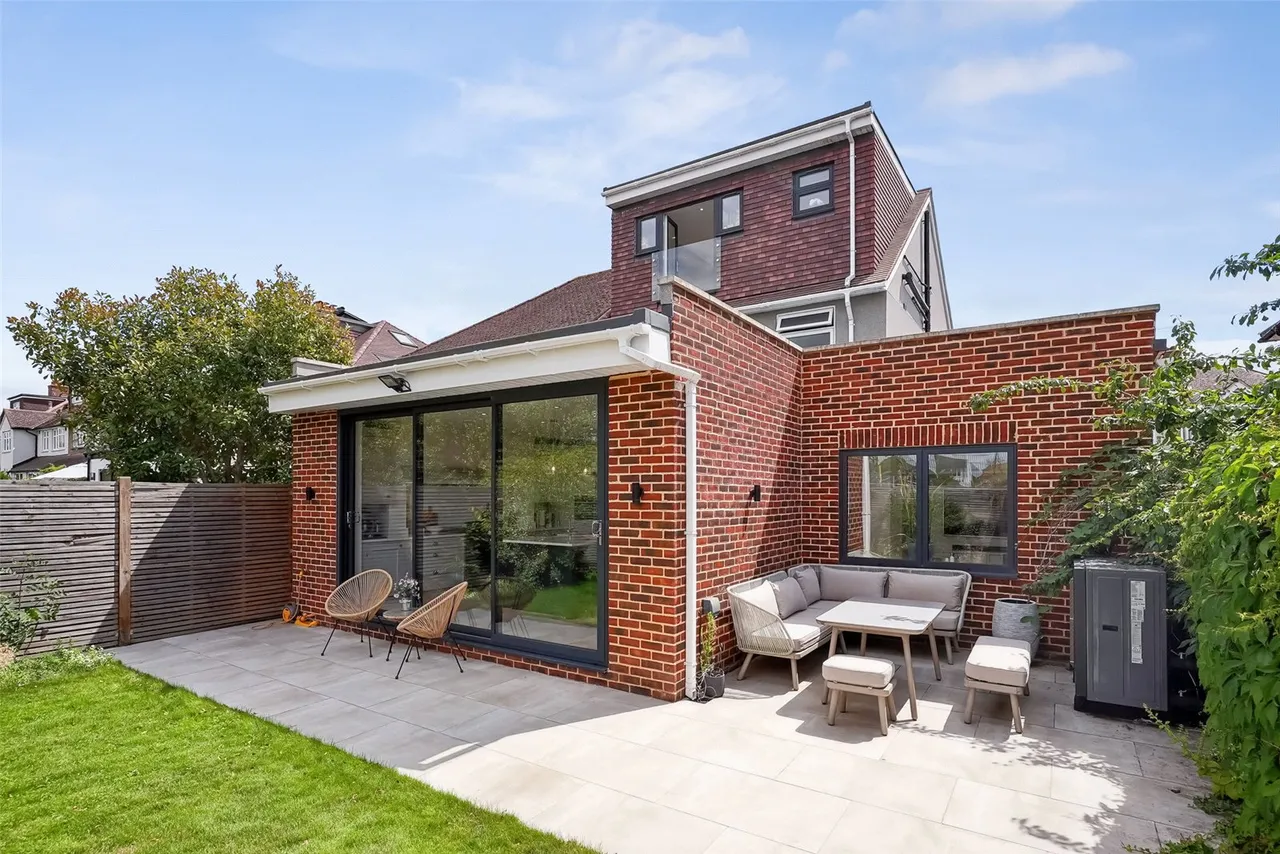 Tranmere Road, Whitton, TW2 7JB, photo 19