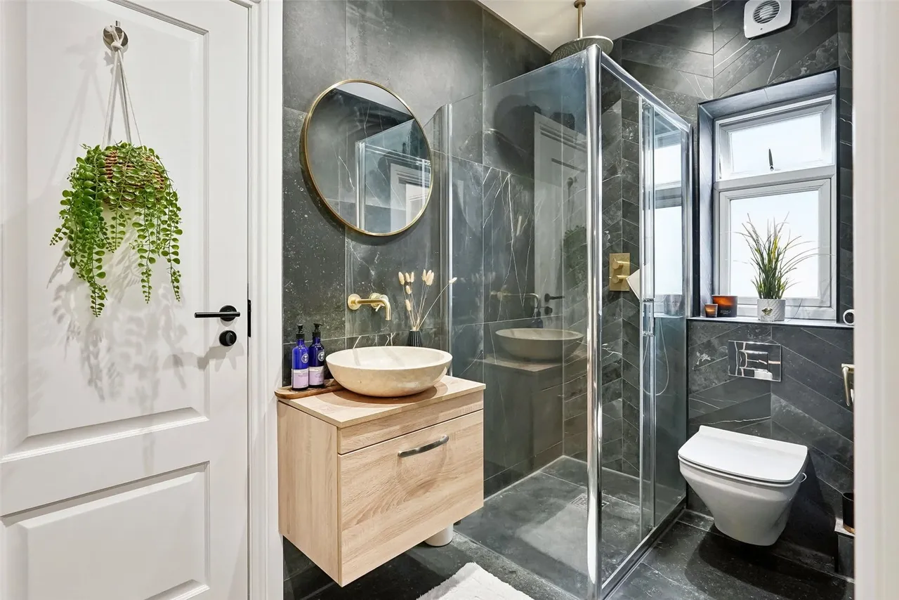 Tranmere Road, Whitton, TW2 7JB, photo 14