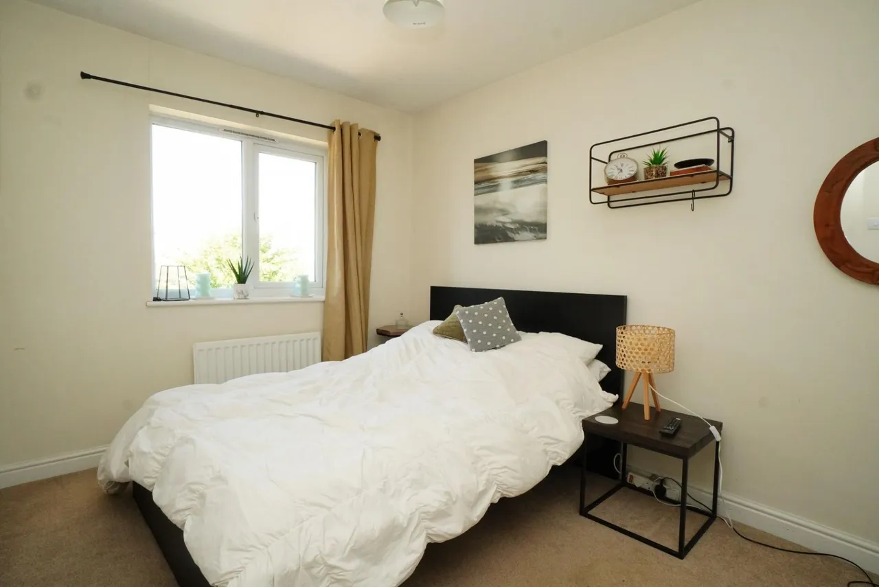 Windmill Crescent, East Leake, LE12, photo 11