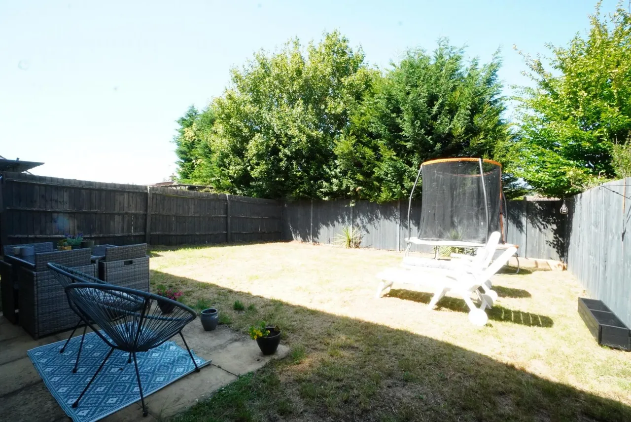 Windmill Crescent, East Leake, LE12, photo 4