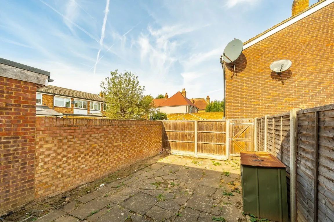 Moreton Avenue, TW7, photo 6
