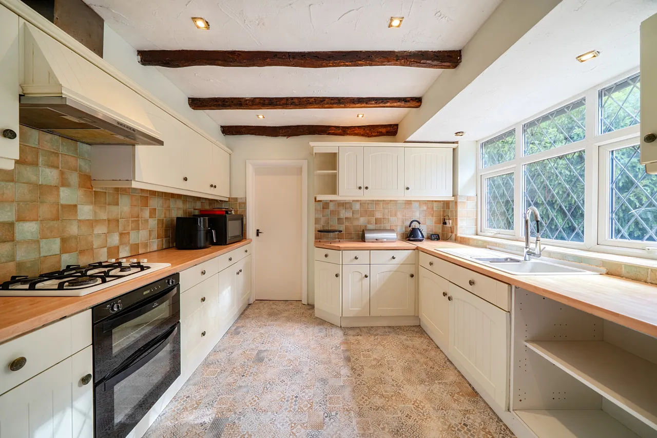 Frays Avenue, West Drayton, UB7, photo 4