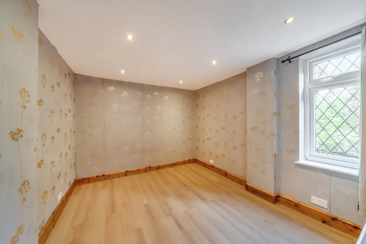 Frays Avenue, West Drayton, UB7, photo 18