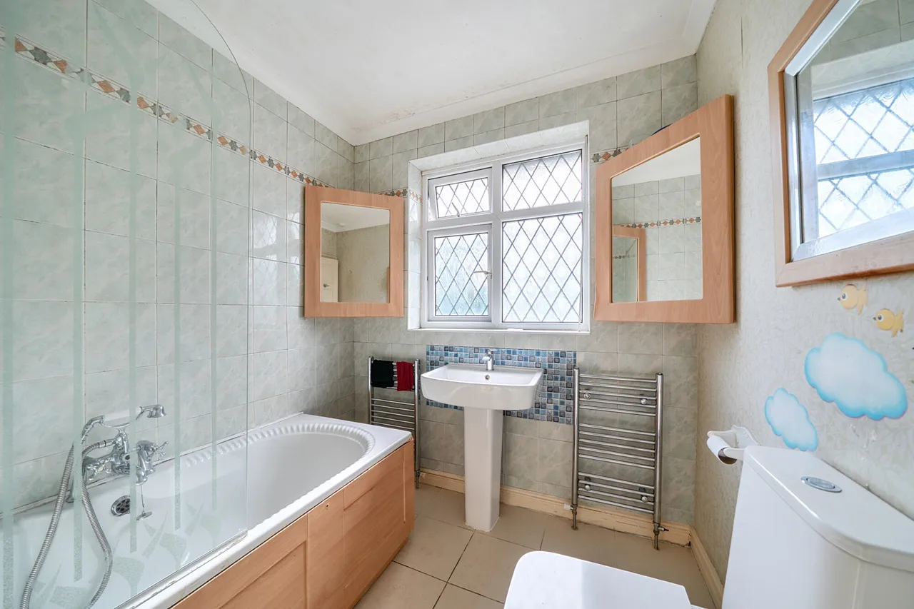 Frays Avenue, West Drayton, UB7, photo 9