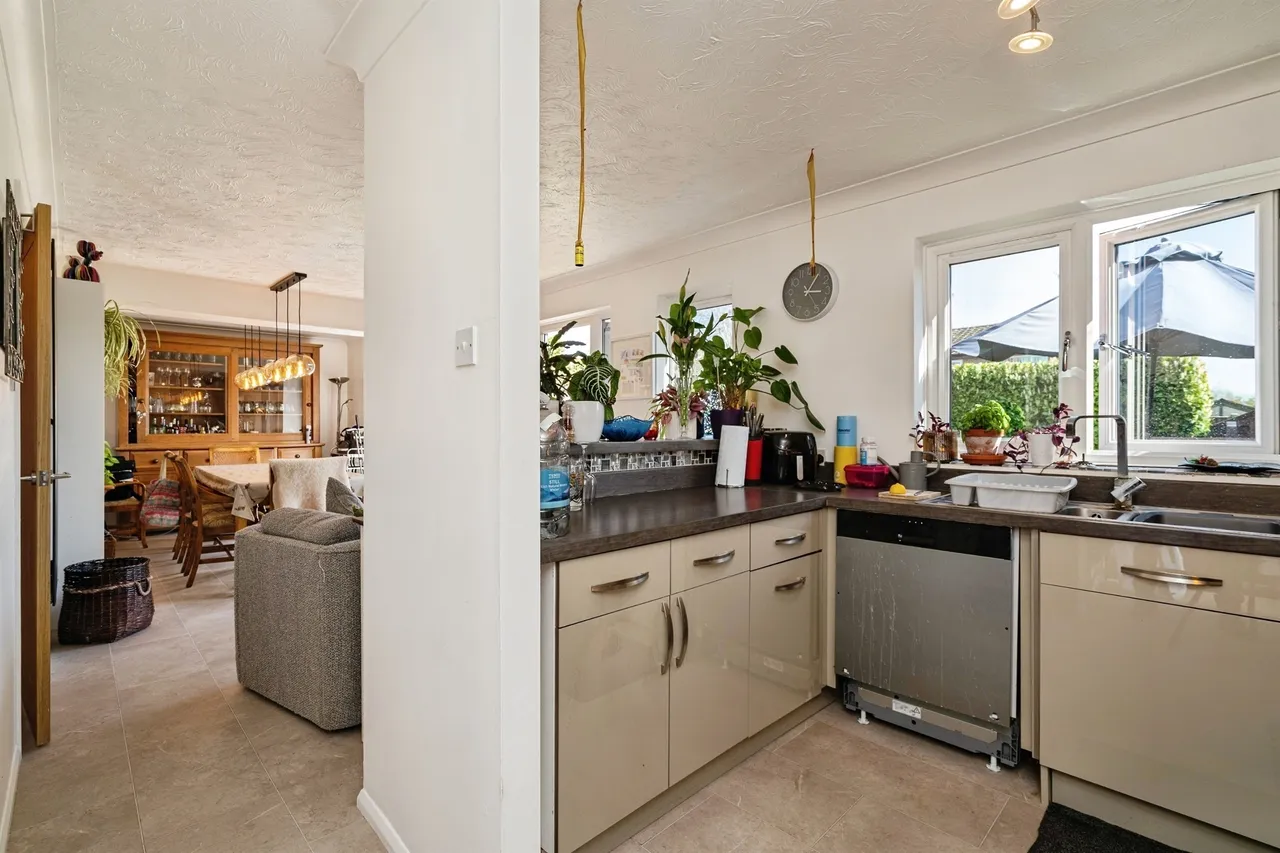 Causeway Close, Brockdish, Diss, photo 5