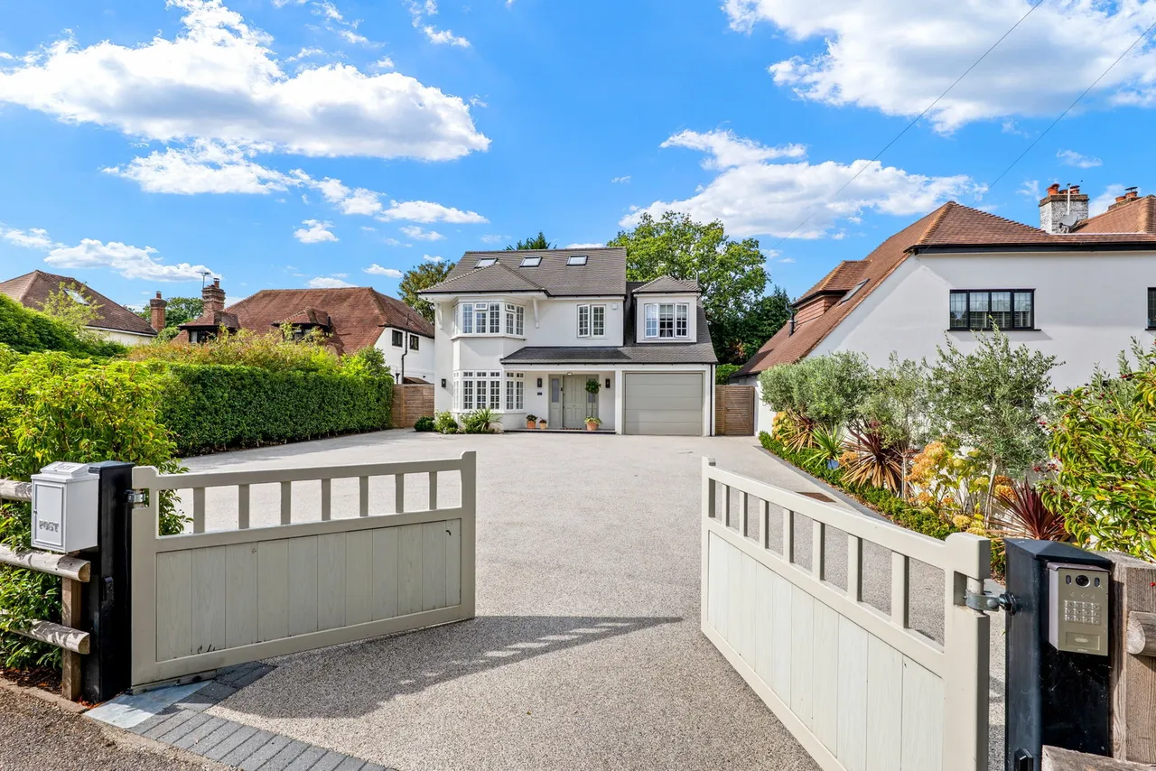 Tadorne Road, Tadworth, Surrey, KT20 5TD, photo 2