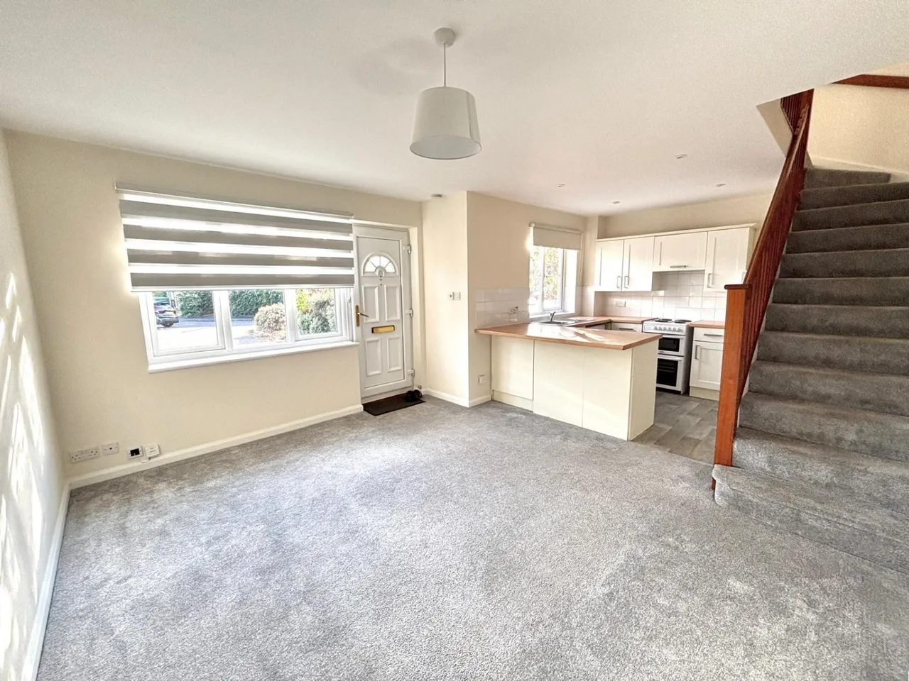 Derwent Road, Surrey Egham, TW20, photo 3
