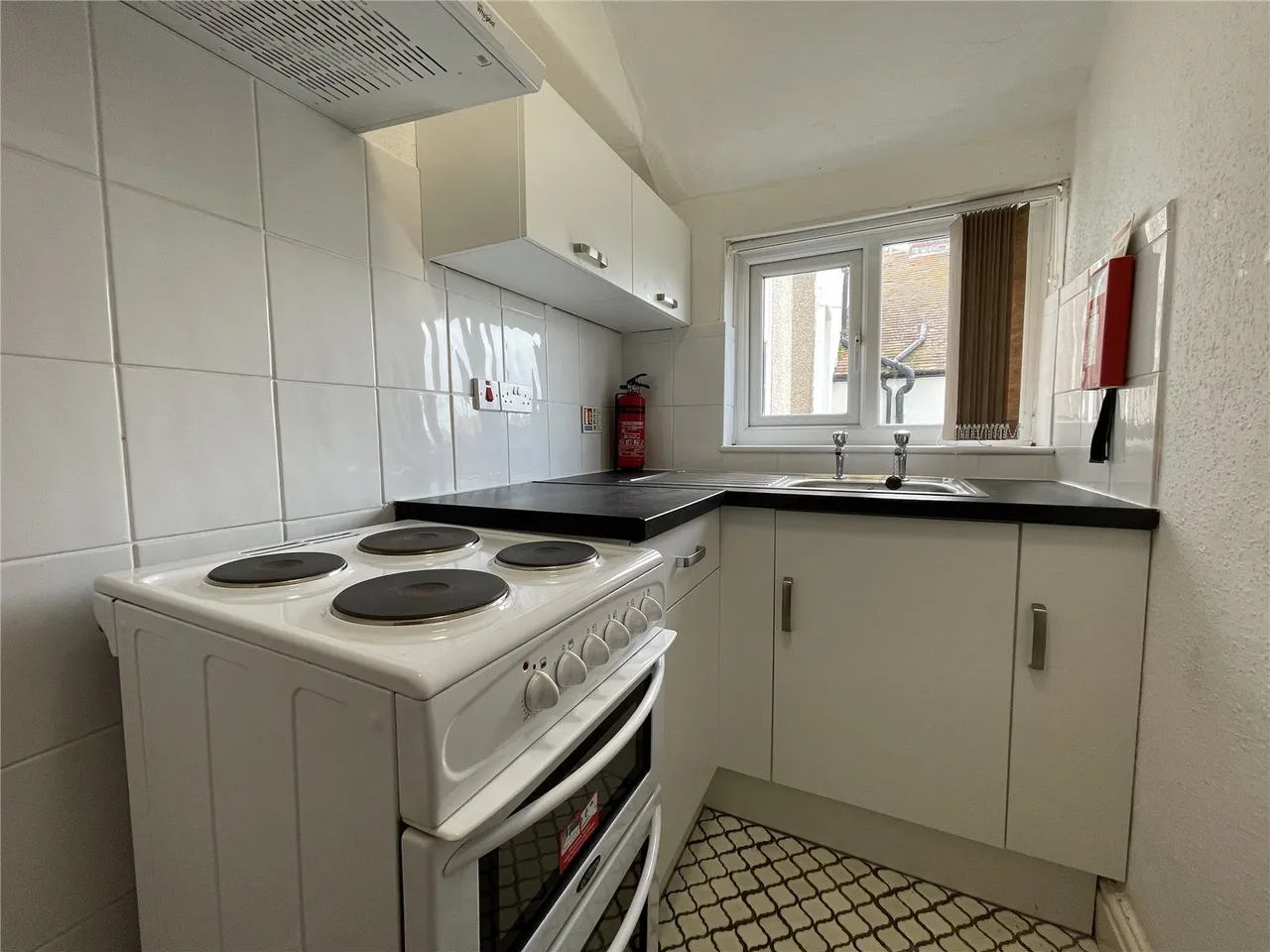 Morfa Road, Llandudno, LL30, photo 2