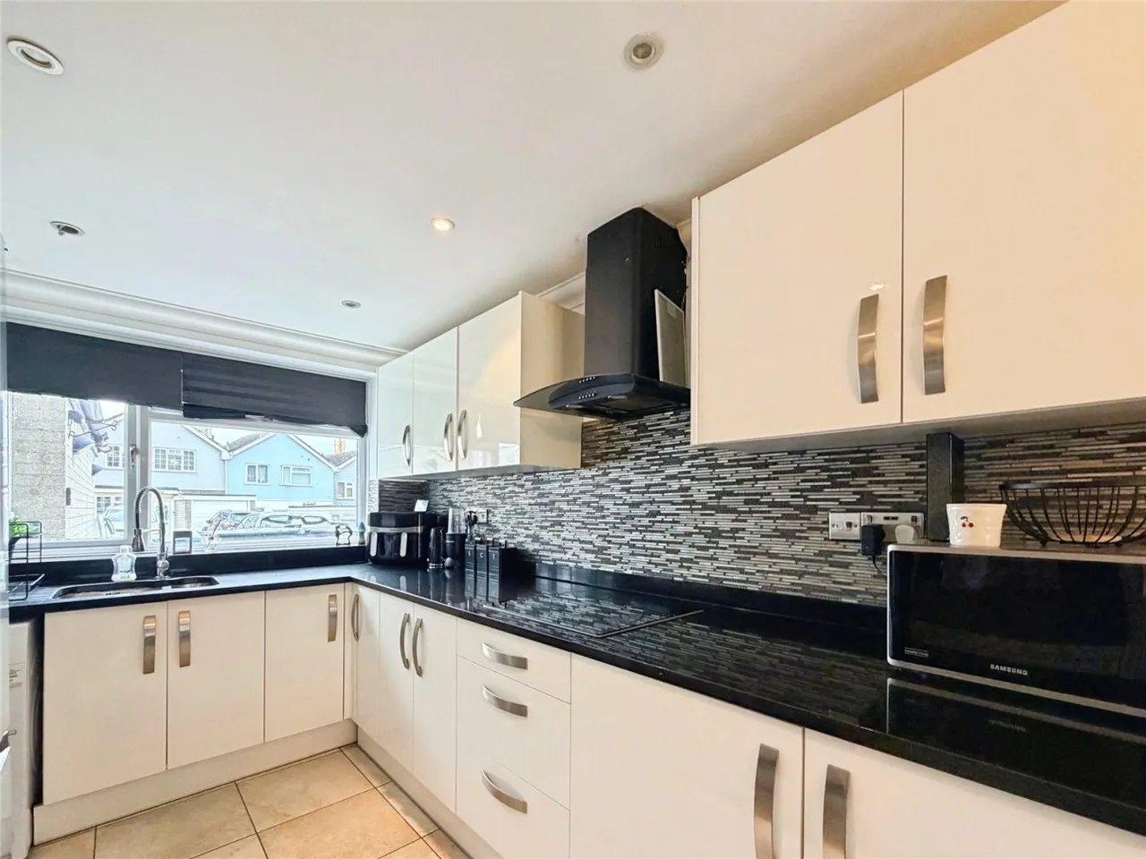 Angmering, BN16, photo 2