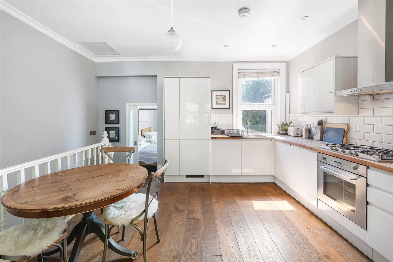 Ramsay Road, London, W3, photo 6