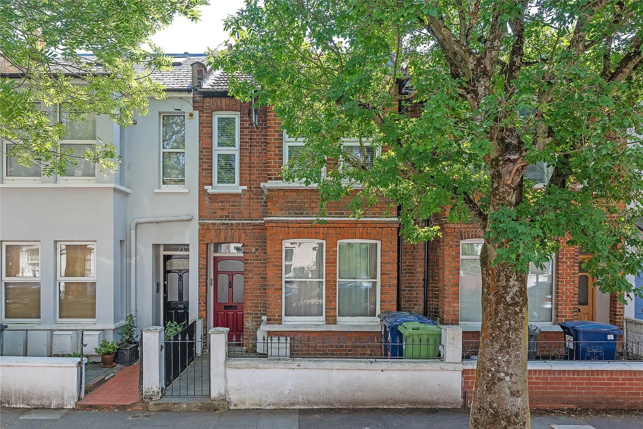 1 bed flat for sale — Ramsay Road, London, W3