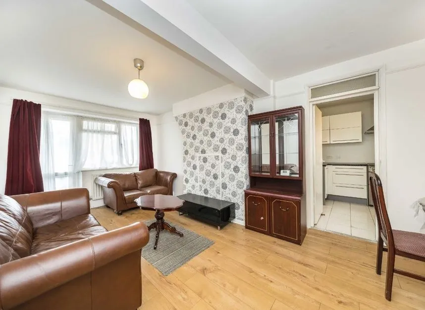 Marian Way, Harlesden, NW10, photo 2
