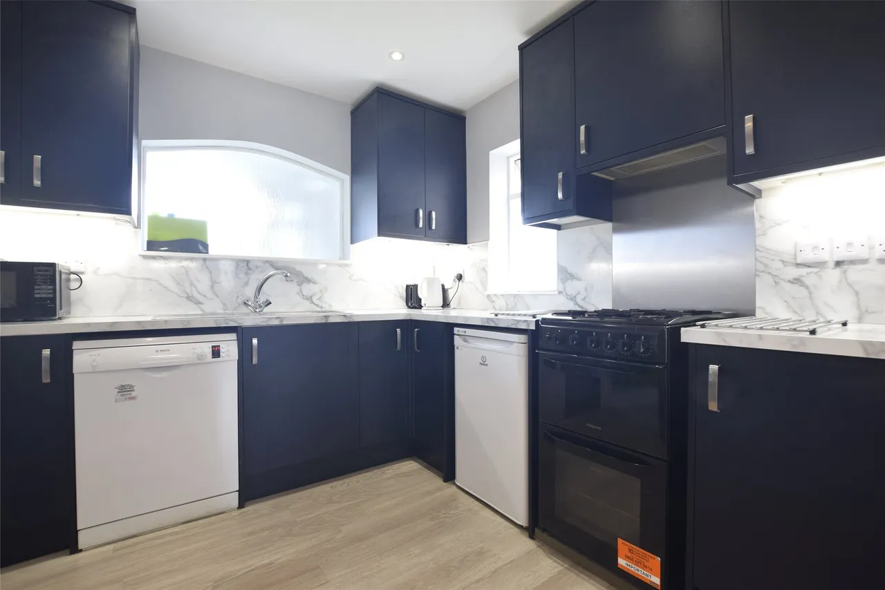 Tommy Taylors Lane, Cheltenham, GL50 4NR, photo 2