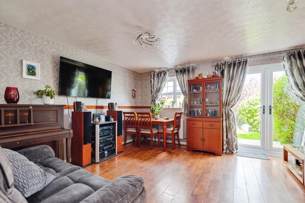 Manor Fell, Palacefields, WA7, photo 7