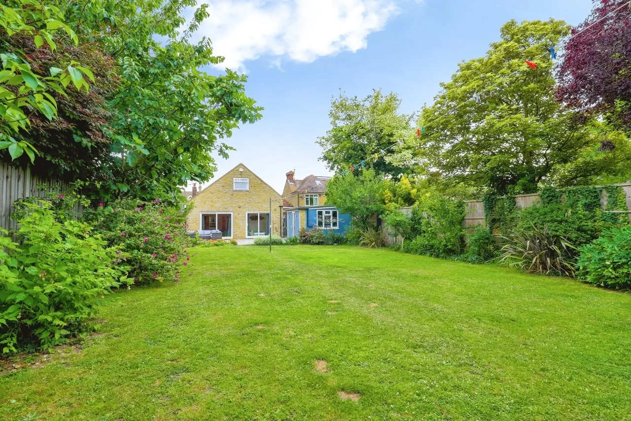 London Road, Sittingbourne, Kent, ME10, photo 20