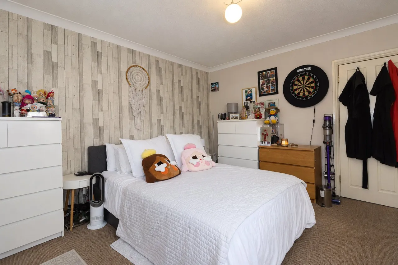 Portugal Road, Woking, GU21, photo 13