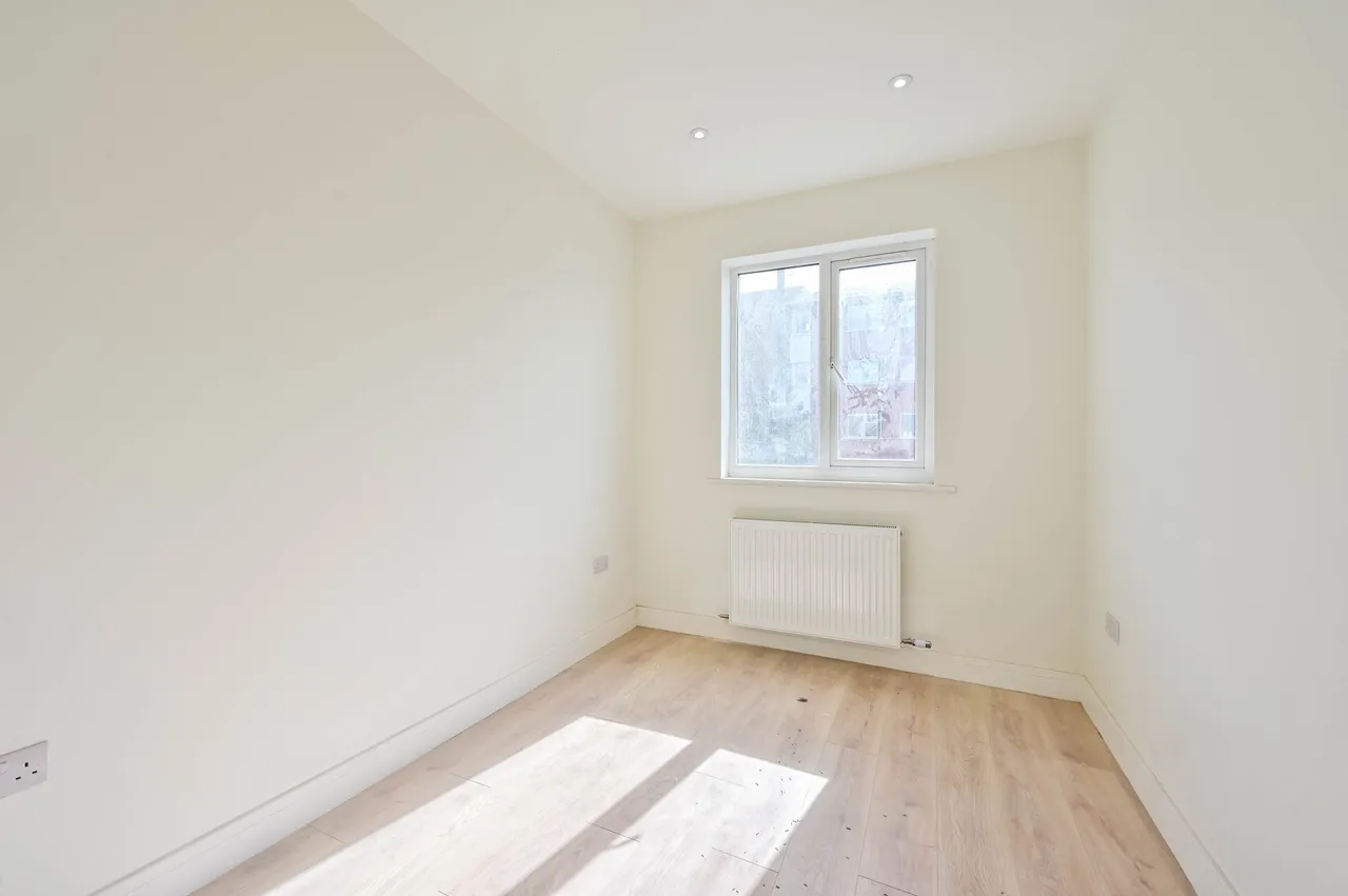 415a Kingston Road, London, photo 2