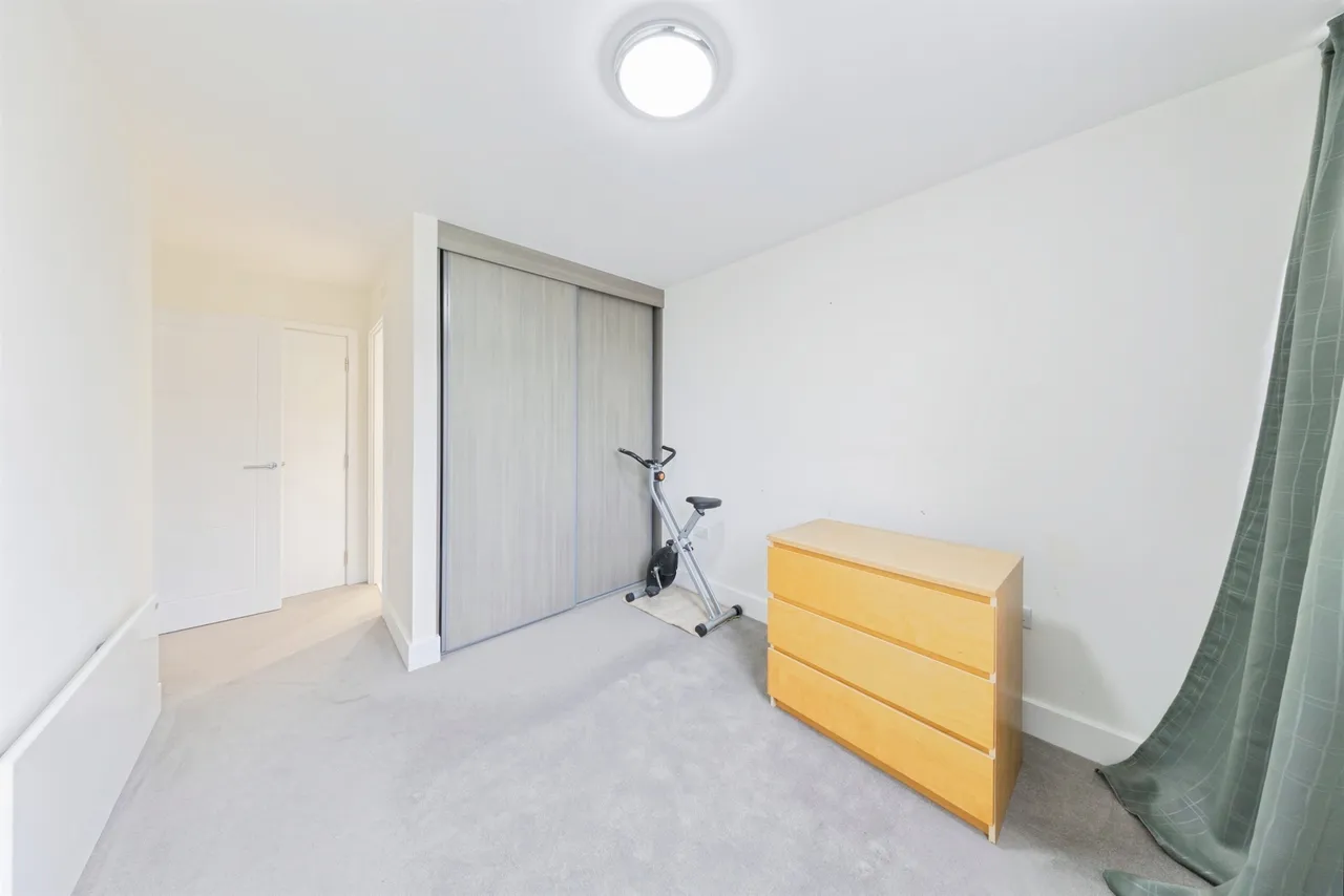 Silbury Boulevard, Milton Keynes, MK9, photo 16