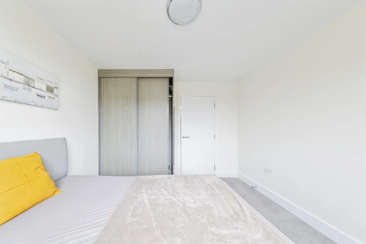 Silbury Boulevard, Milton Keynes, MK9, photo 12