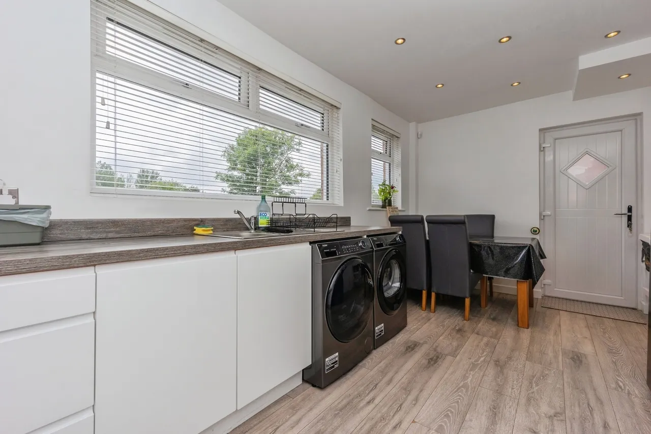 Smallshaw Lane, Ashton-under-Lyne, Greater Manchester, OL6, photo 7