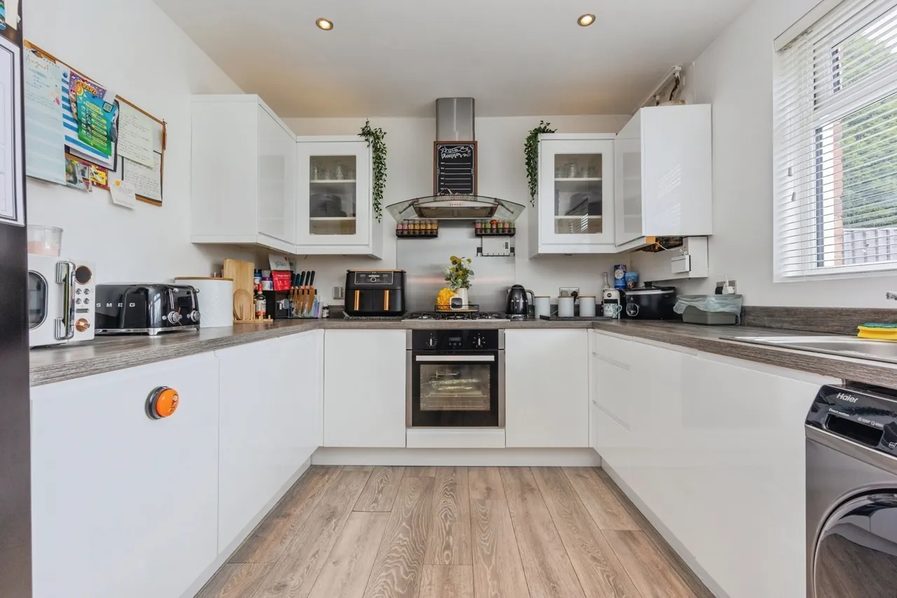 Smallshaw Lane, Ashton-under-Lyne, Greater Manchester, OL6, photo 5