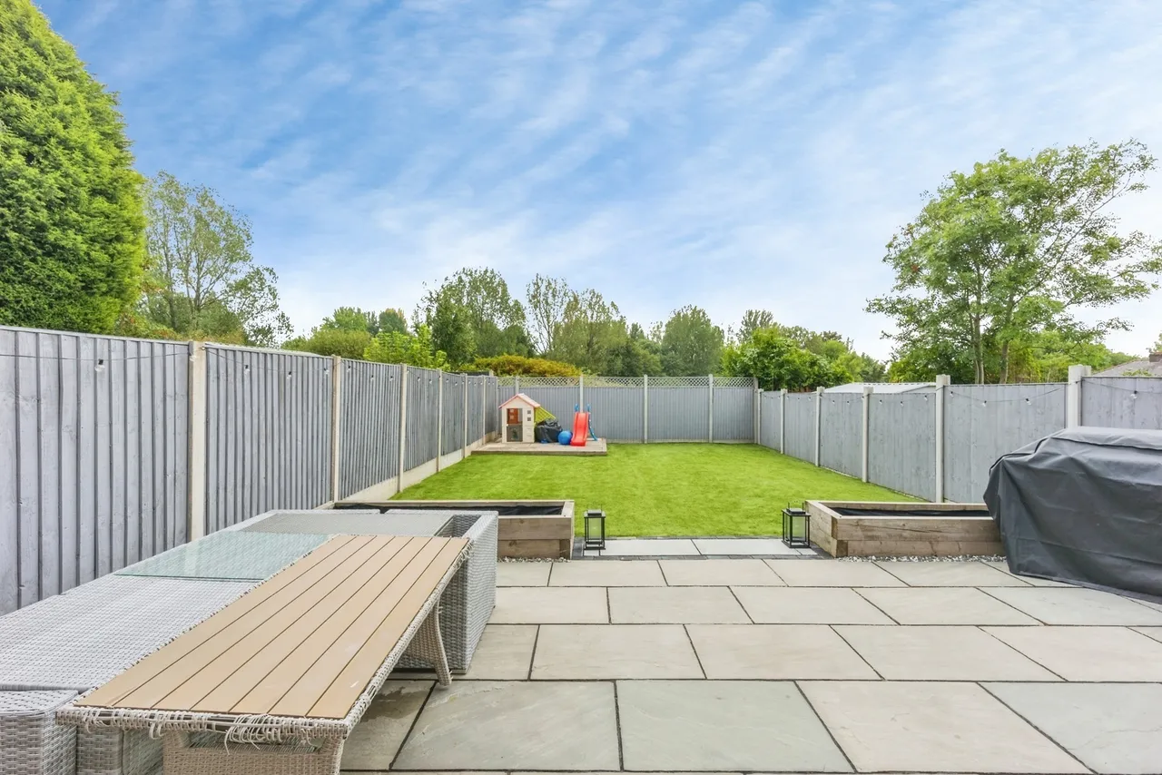 Smallshaw Lane, Ashton-under-Lyne, Greater Manchester, OL6, photo 16