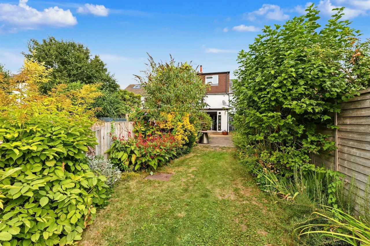 Buckland Wharf, Buckland, HP22, photo 17