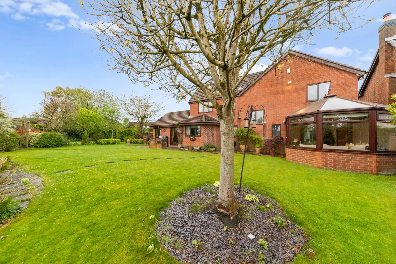 Meadowbank Gardens, Glazebury, Warrington, WA3 5LX, photo 35