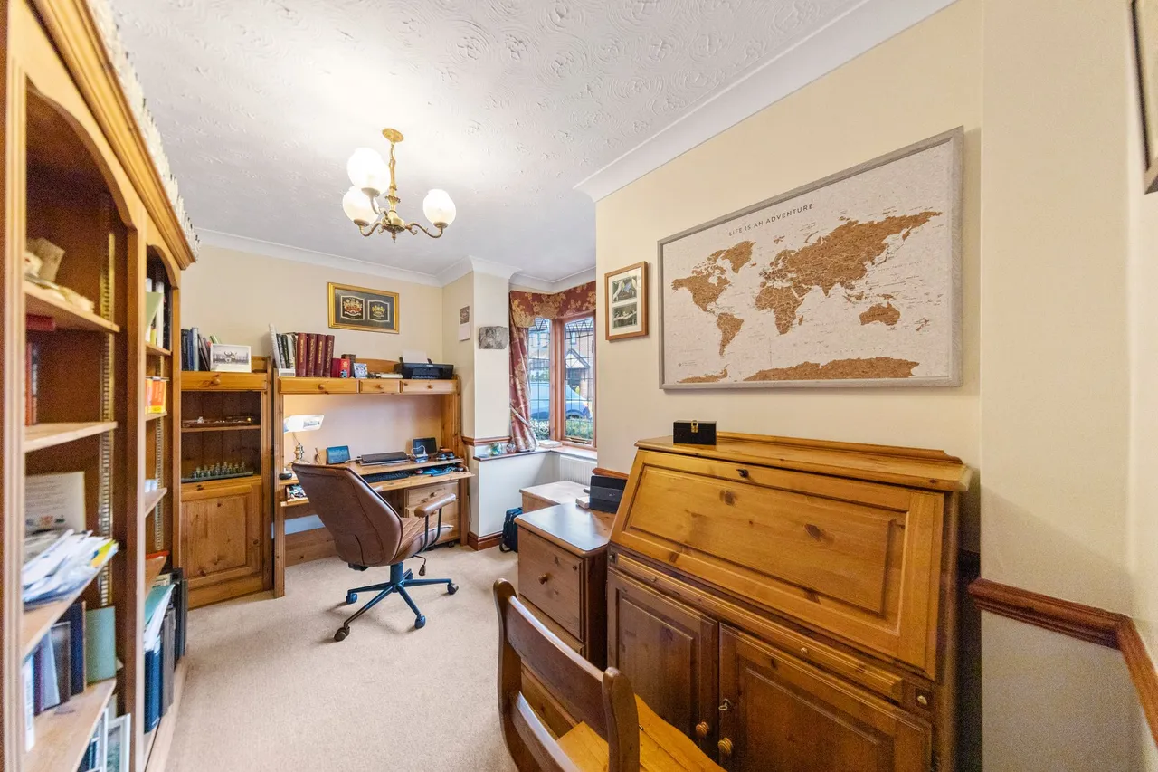 Meadowbank Gardens, Glazebury, Warrington, WA3 5LX, photo 15