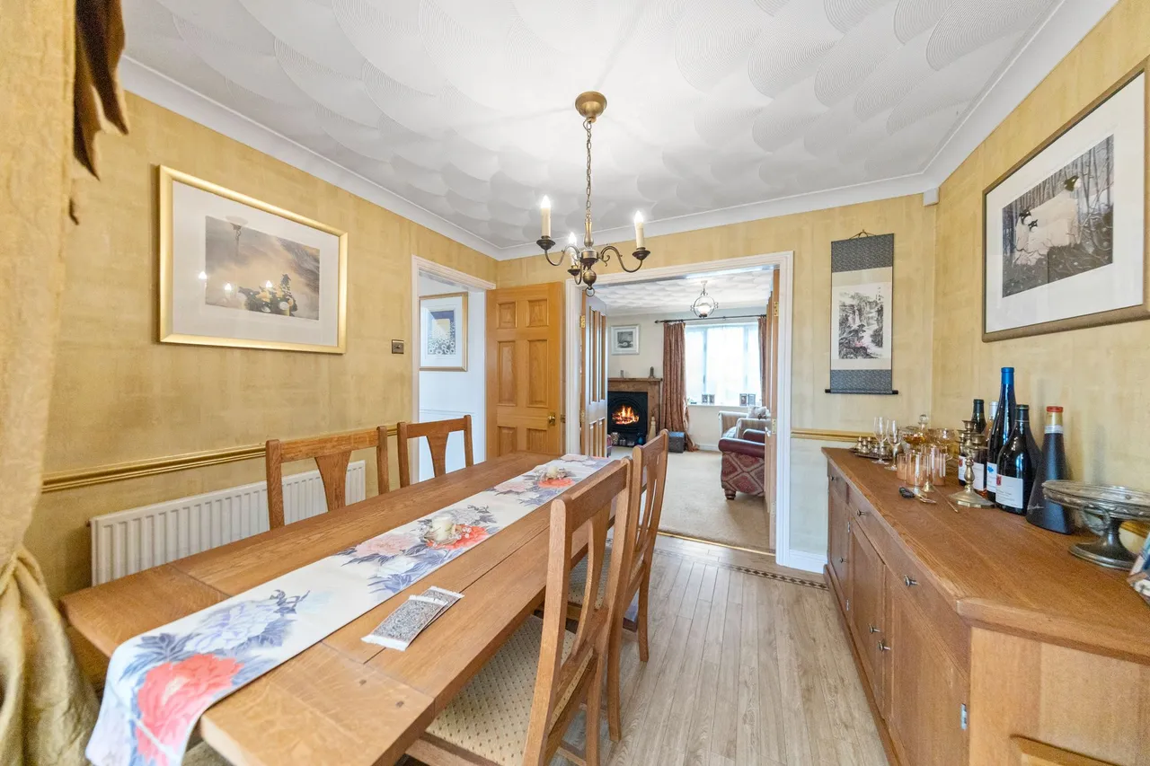 Meadowbank Gardens, Glazebury, Warrington, WA3 5LX, photo 8