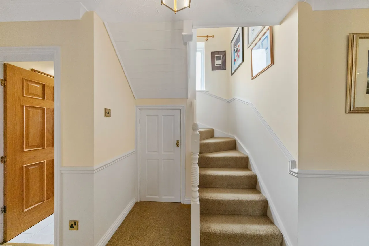 Meadowbank Gardens, Glazebury, Warrington, WA3 5LX, photo 14