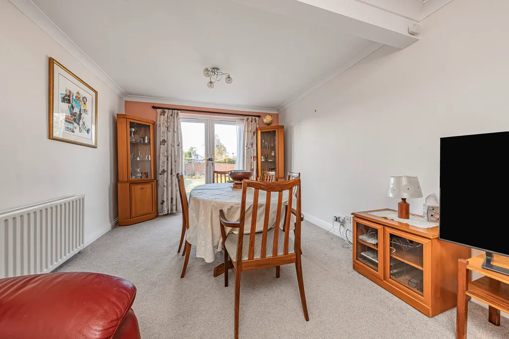 Bourn Avenue, Hillingdon, UB8, photo 5