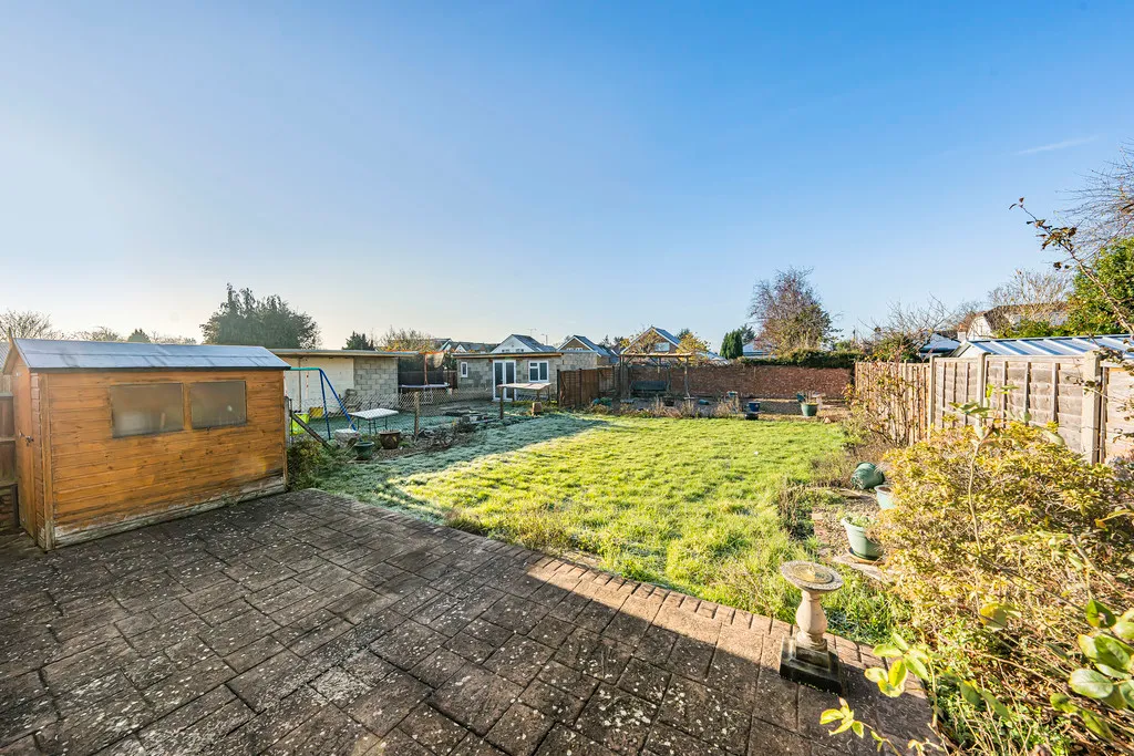 Bourn Avenue, Hillingdon, UB8, photo 27