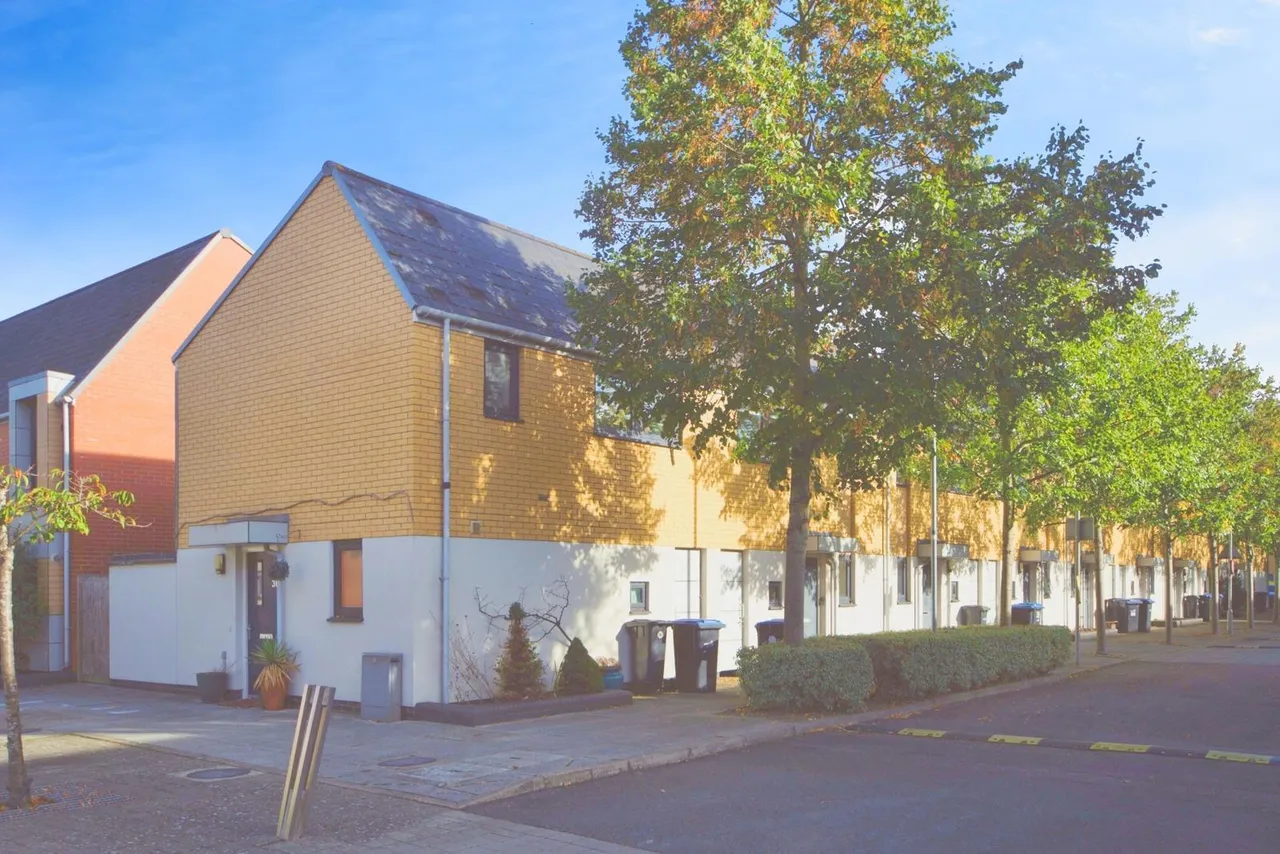1 bed property for sale, Magnetic Crescent, Enfield, EN3